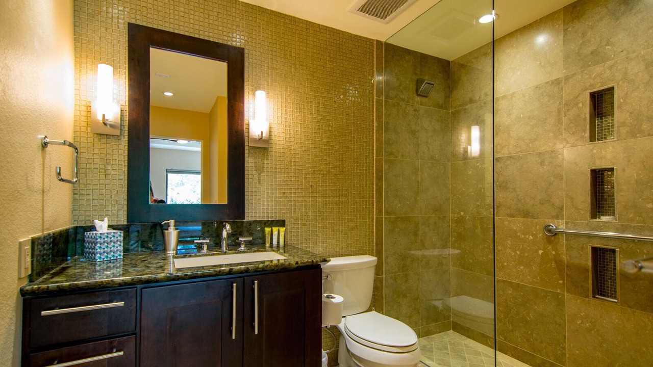 Photo of Bathroom in Kapalua