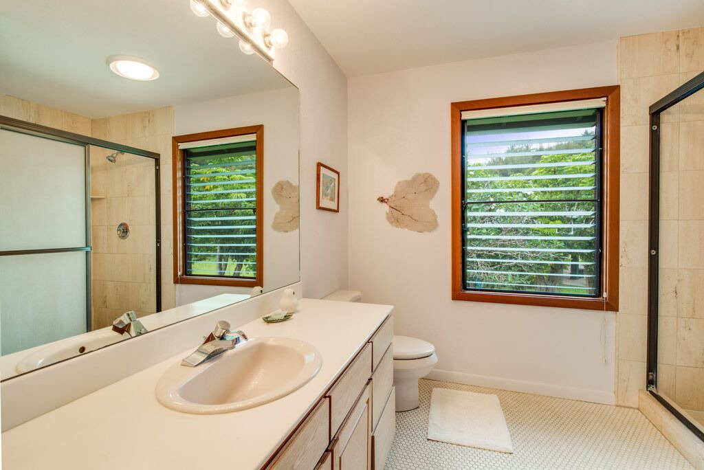 Photo of Bathroom in Kalihiwai