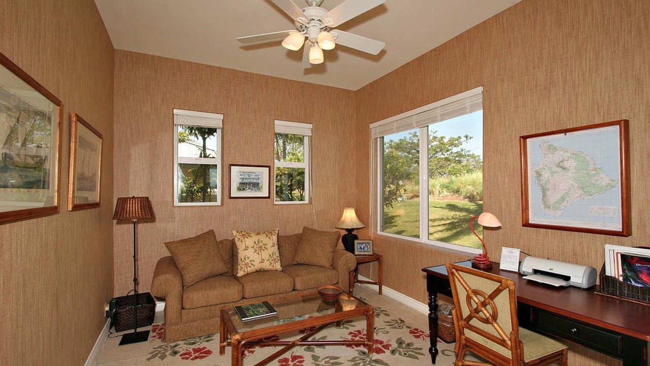 Photo of Livingroom in Kamuela