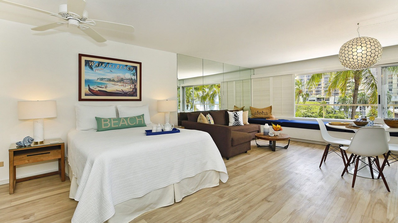 Photo of Bedroom in Diamond Head - Kapahulu - St. Louis