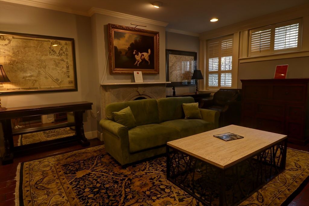 Photo of Livingroom in Historic Downtown Savannah