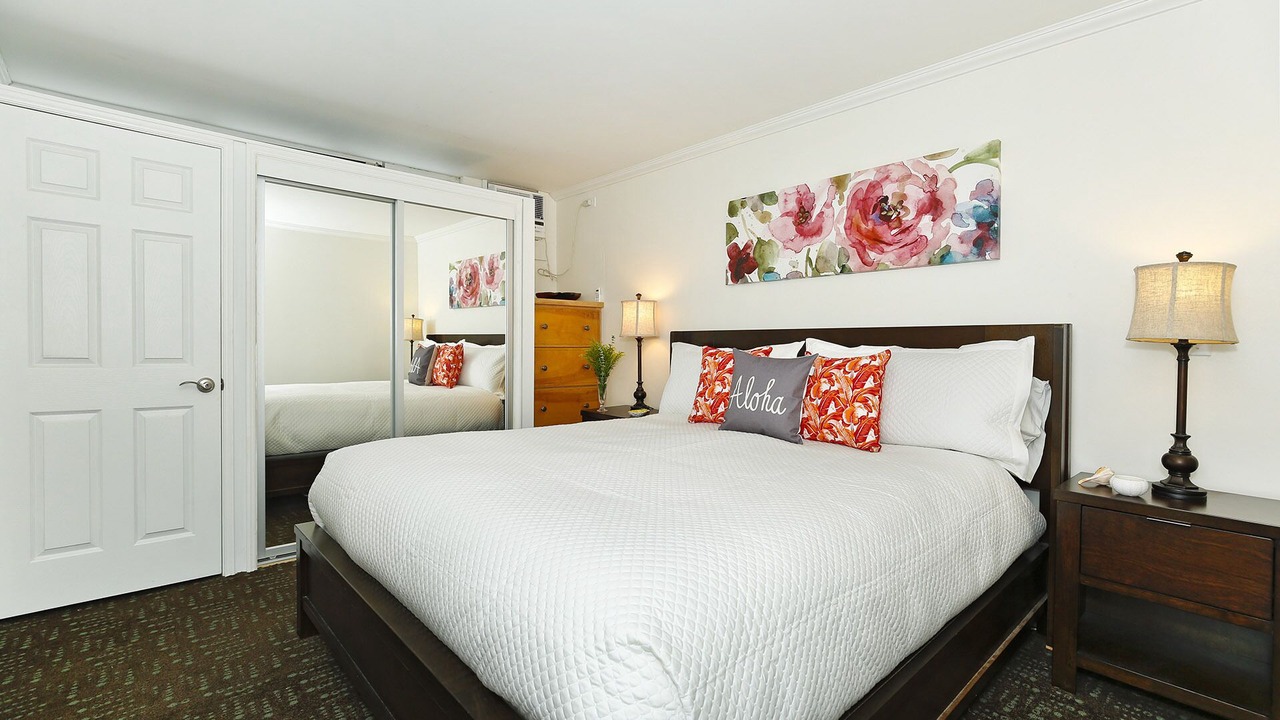 Photo of Bedroom in Waikiki