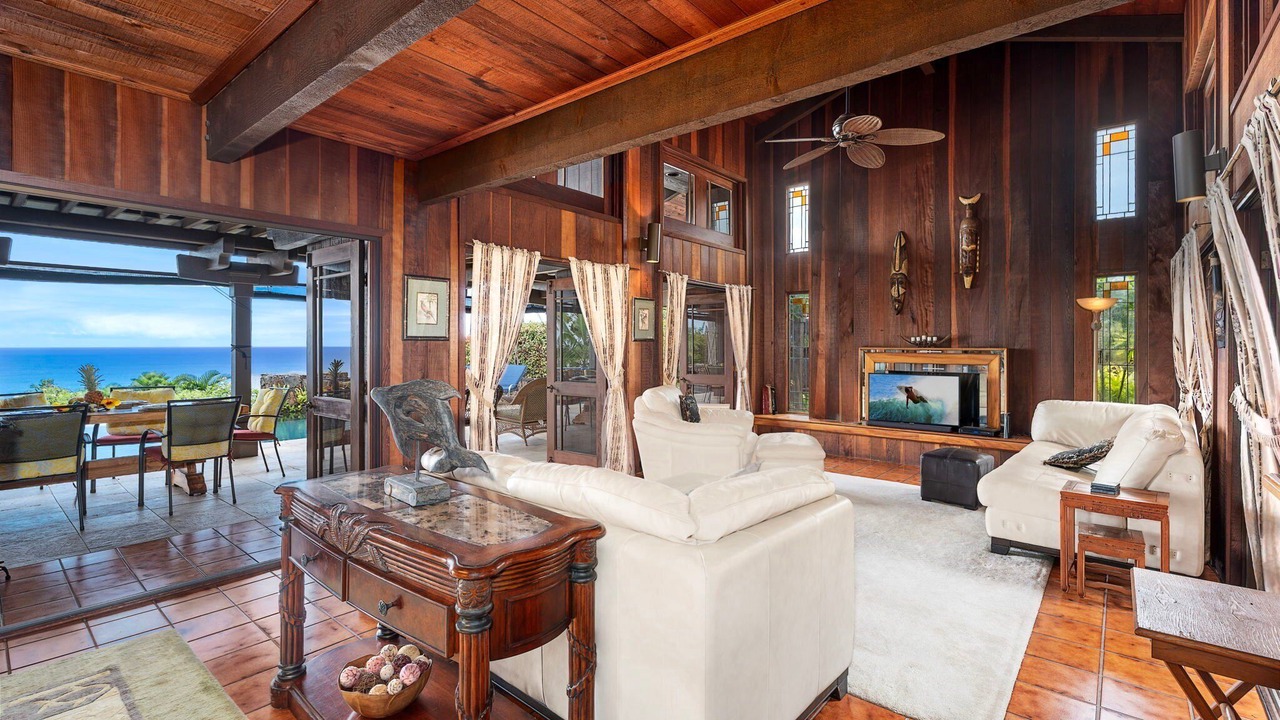 Photo of Bedroom in Kahaluu-Keauhou