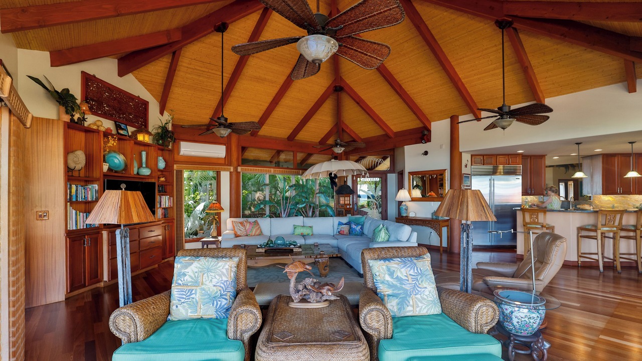 Photo of Livingroom in Puako