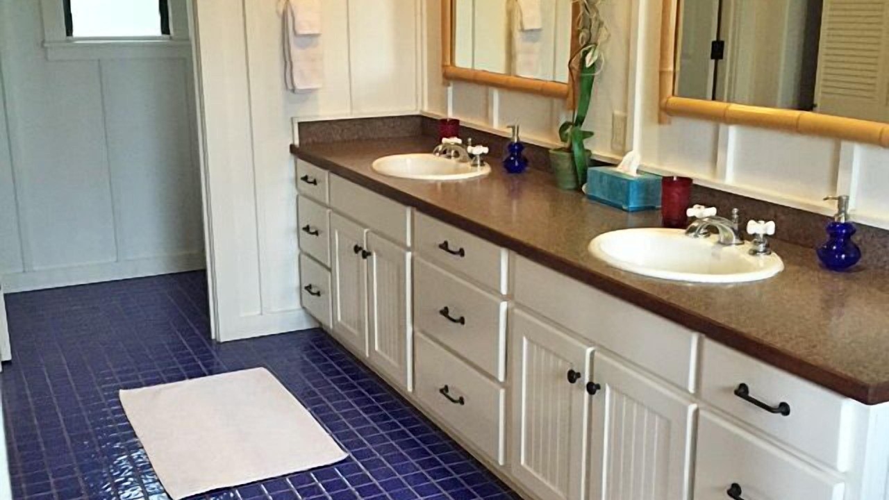 Photo of Bathroom in Kilauea