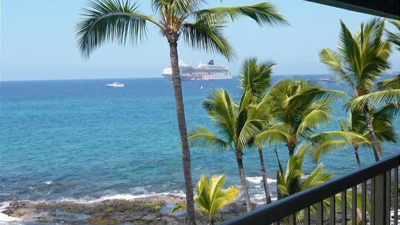 Photo of Others in Historic Kailua Village