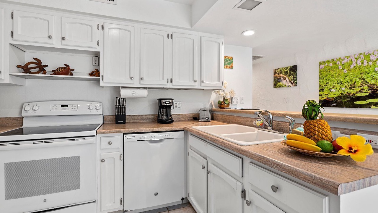 Photo of Kitchen in Historic Kailua Village