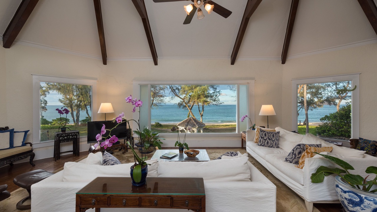 Photo of Livingroom in Waimanalo Beach