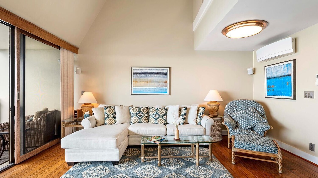 Photo of Livingroom in Historic Kailua Village