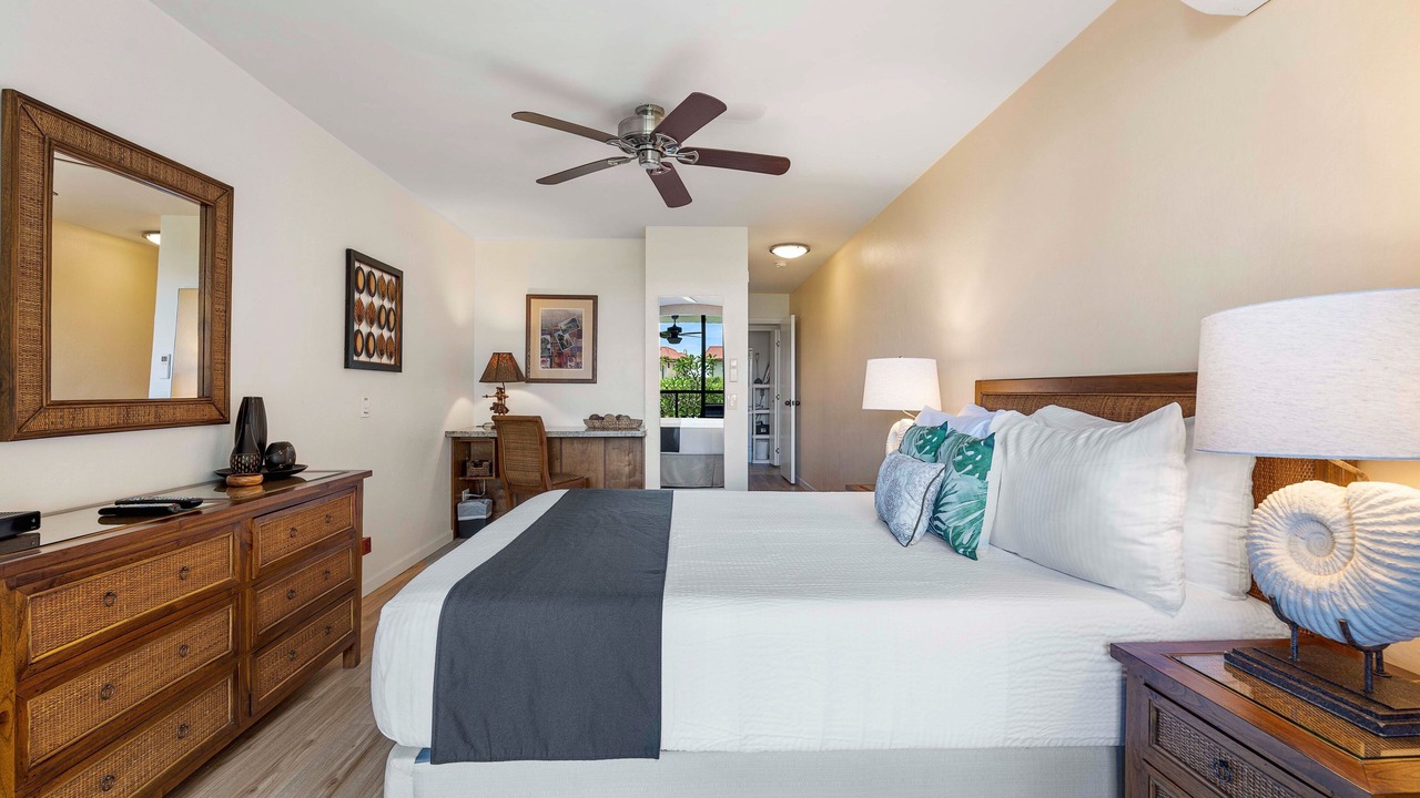 Photo of Bedroom in Historic Kailua Village