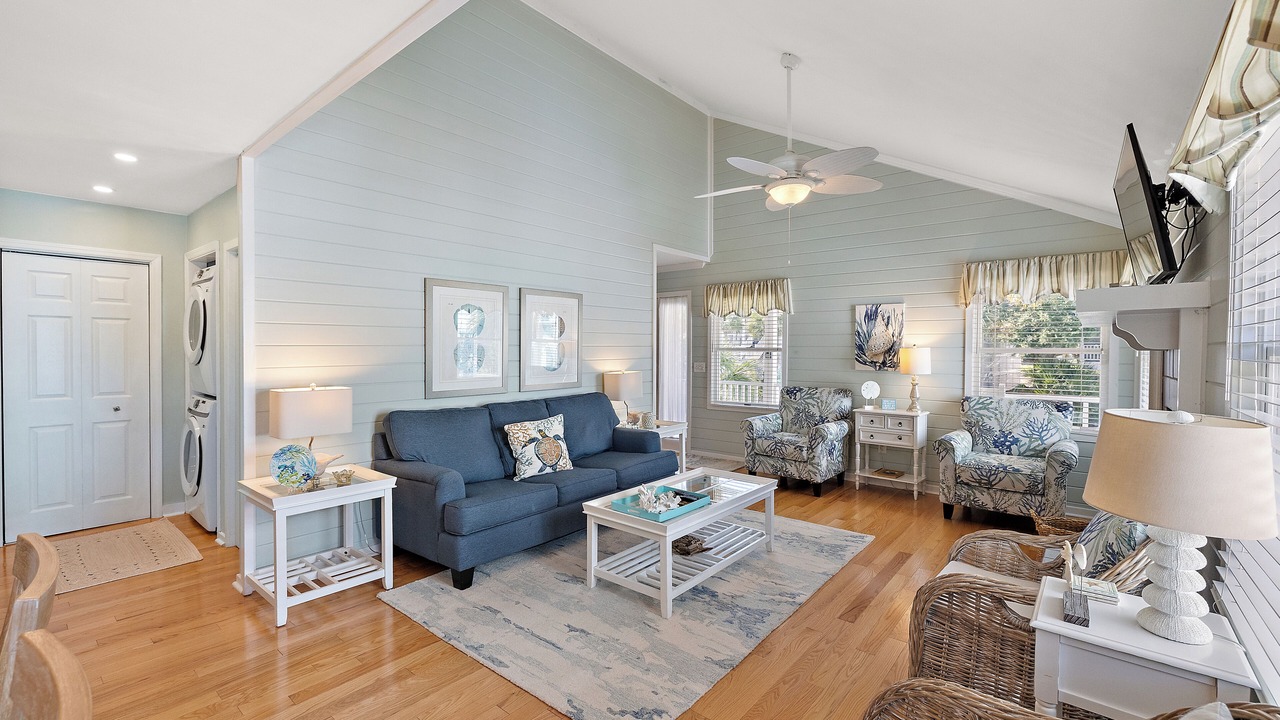 Photo of Bedroom in Pelican Bay