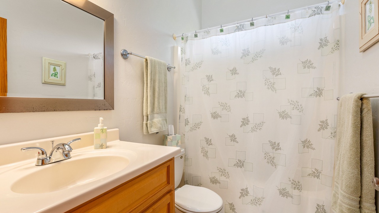 Photo of Bathroom in Kona Paradise