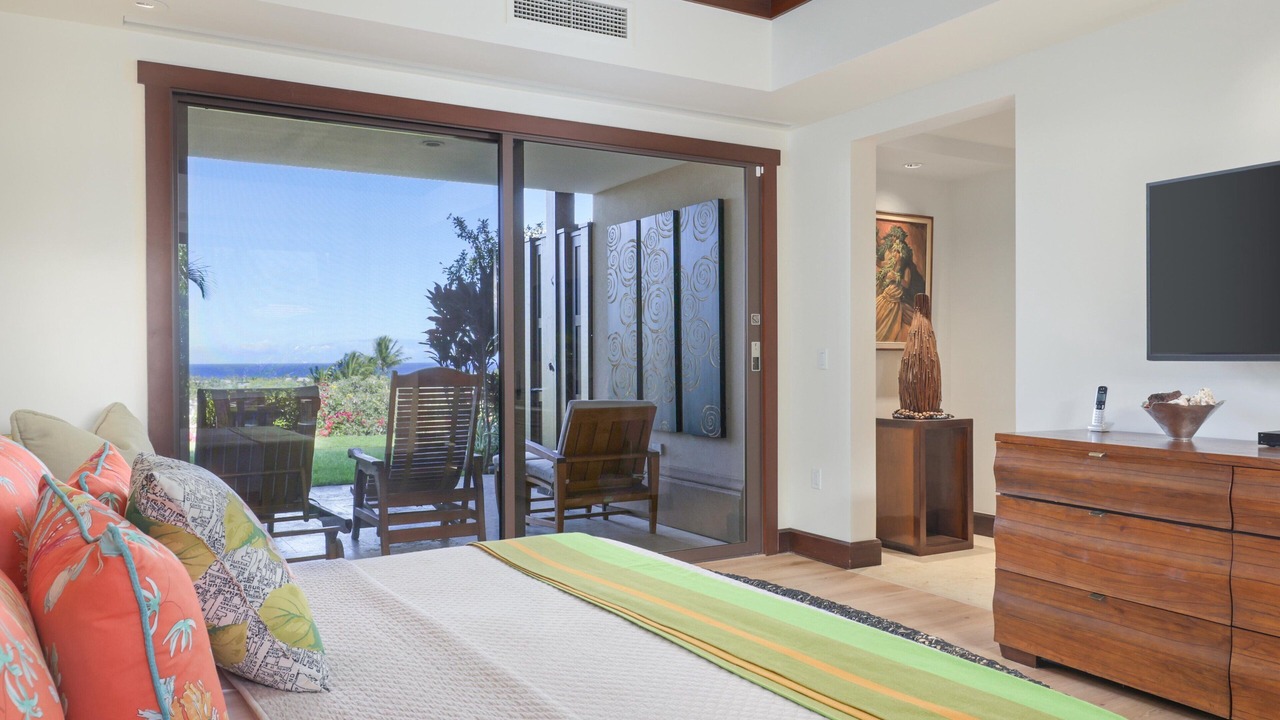 Photo of Bedroom in Kaupulehu