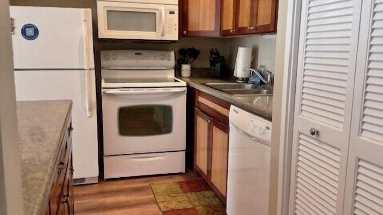 Photo of Kitchen in Kahuku