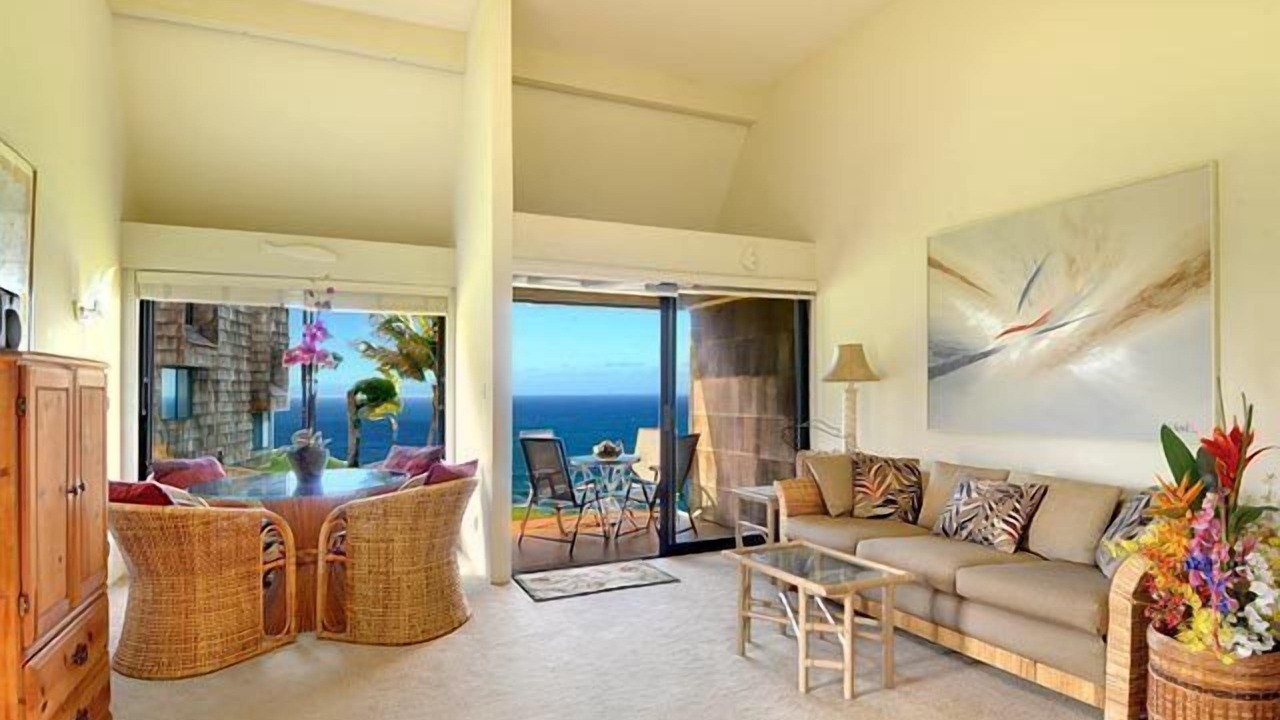 Photo of Livingroom in Princeville
