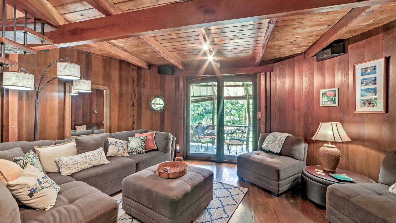 Photo of Livingroom in Keaau