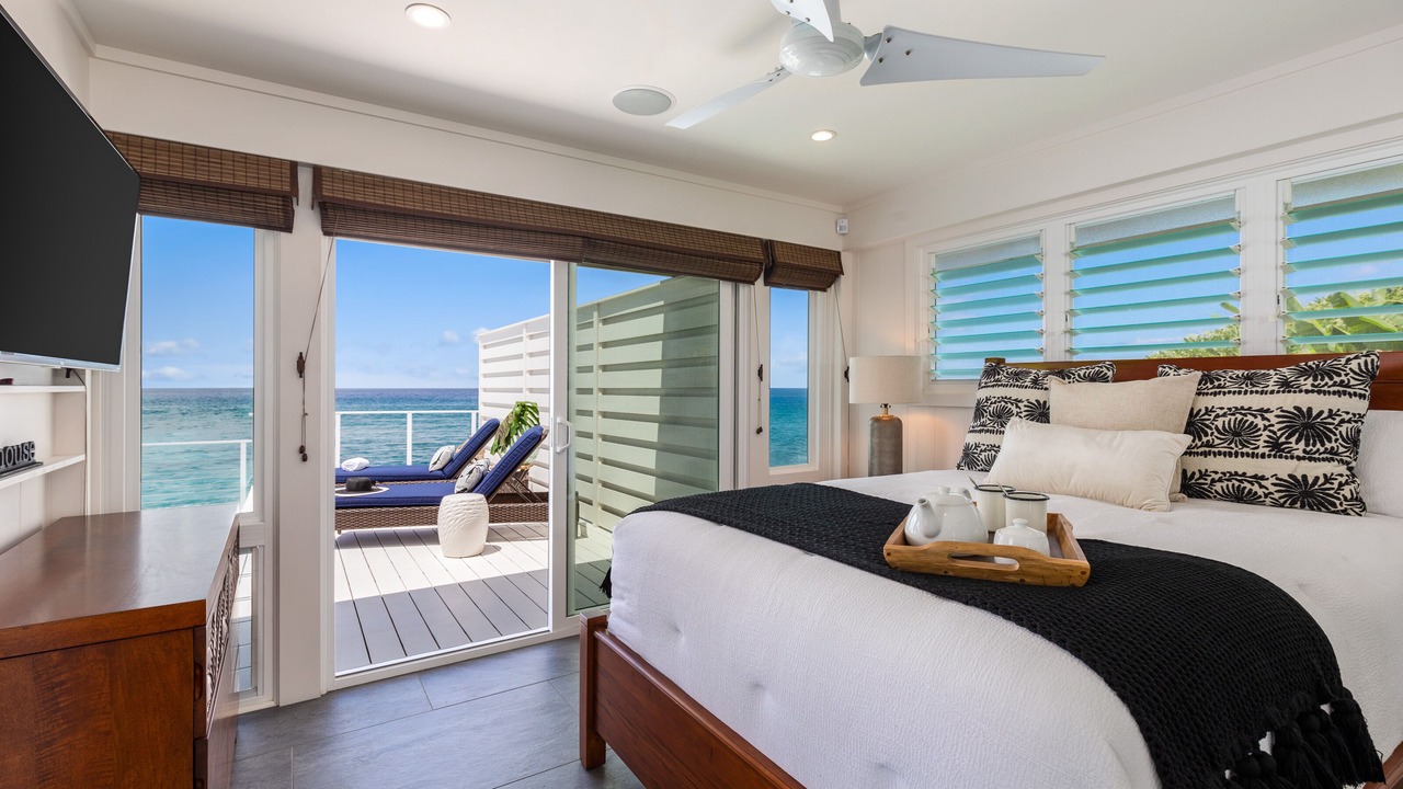 Photo of Bedroom in Kahaluu Bay