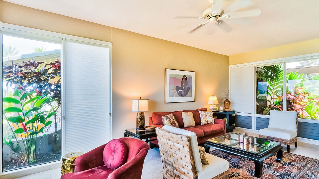 Photo of Livingroom in Napili
