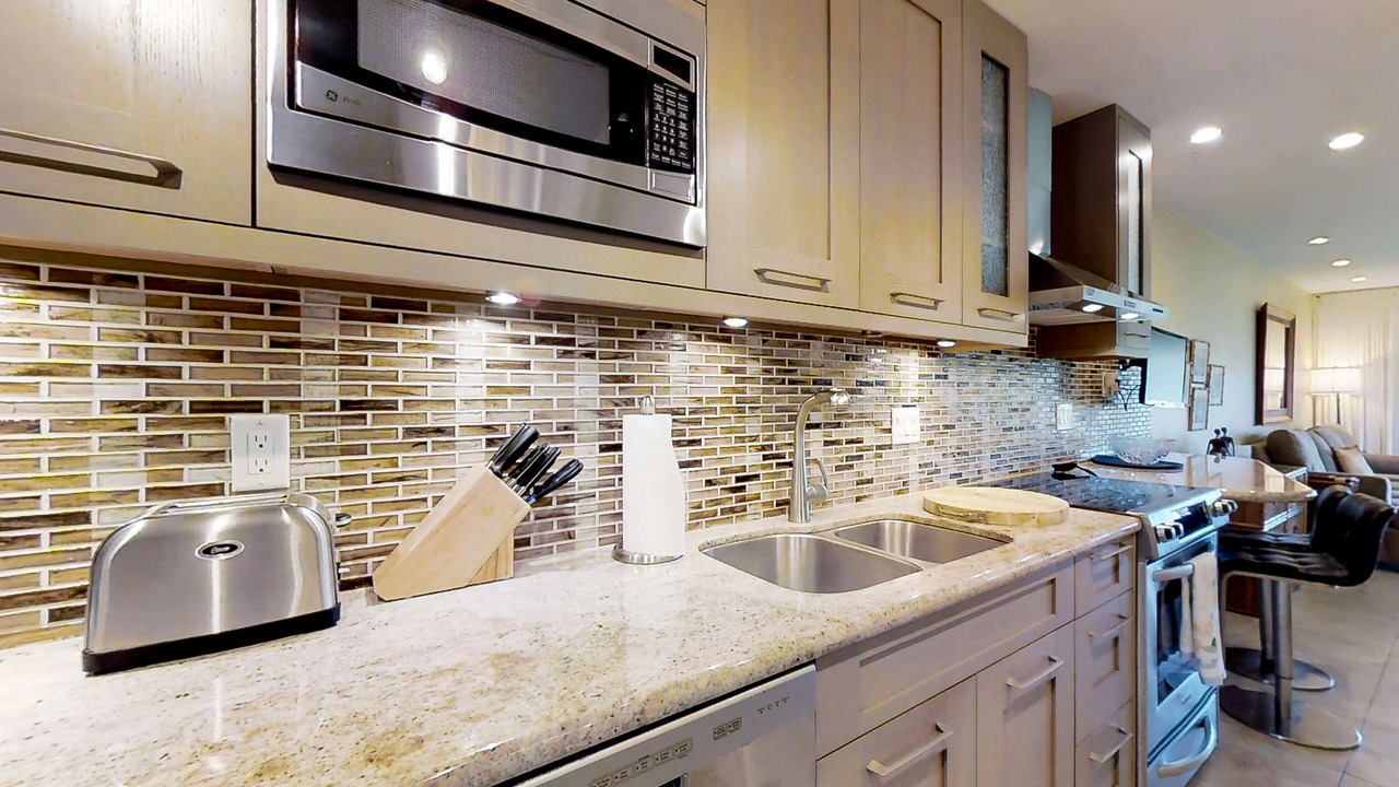 Photo of Kitchen in Kaanapali