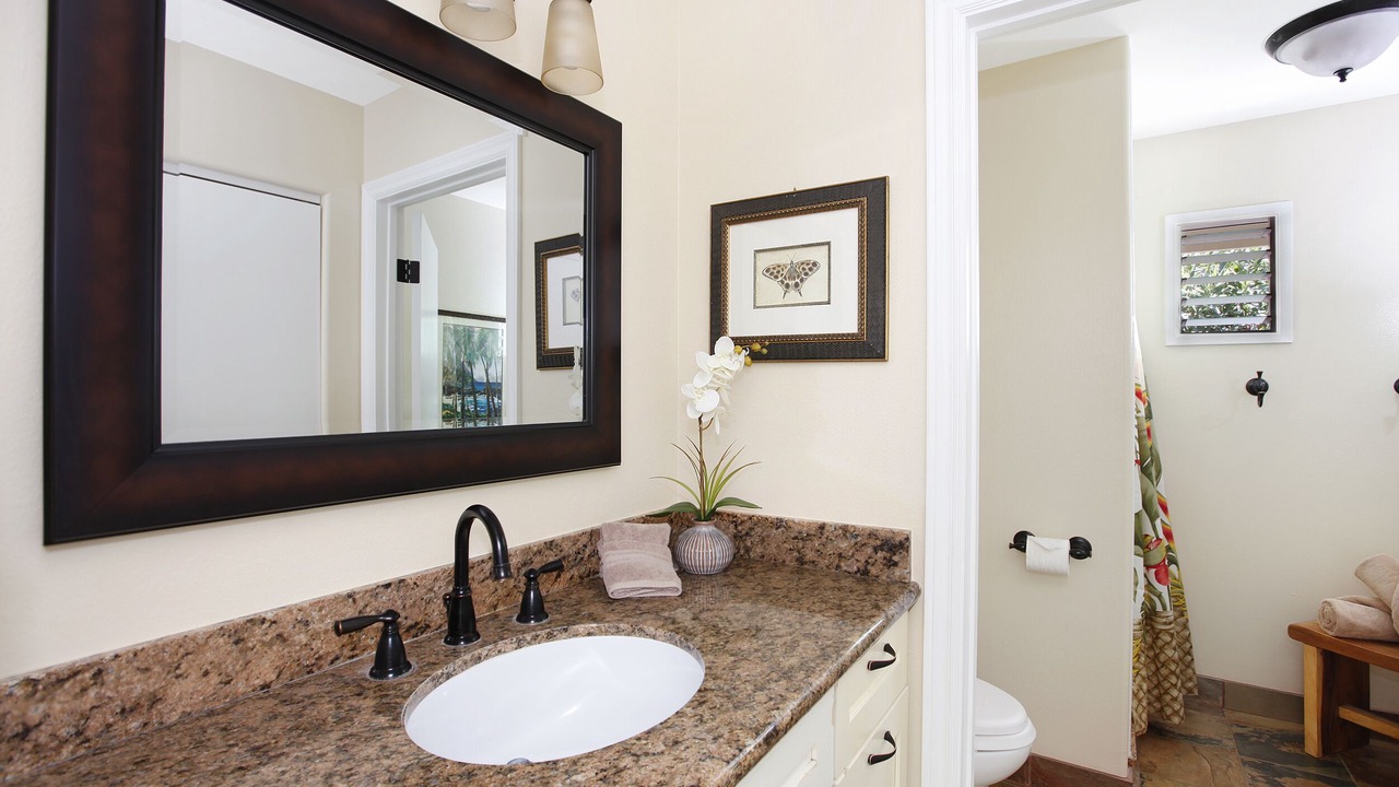 Photo of Bathroom in Poipu