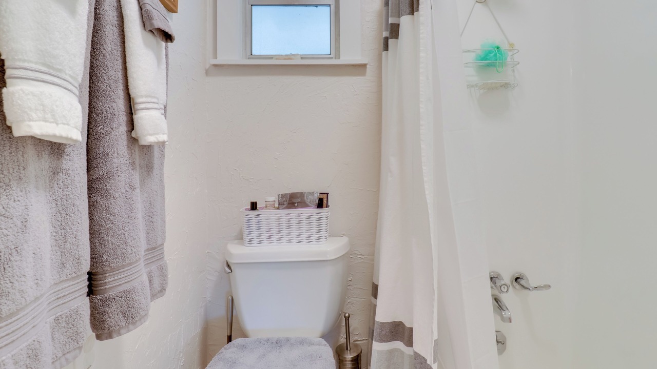 Photo of Bathroom in Candler
