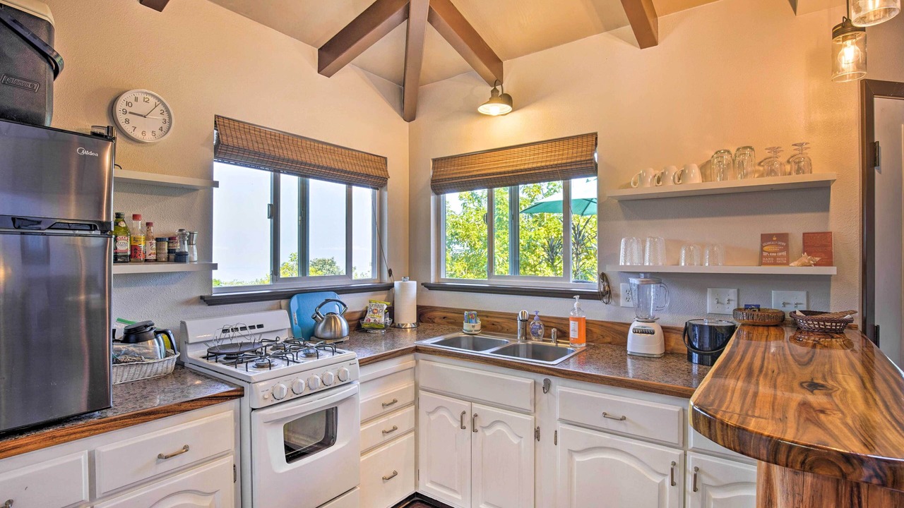 Photo of Kitchen in Captain Cook