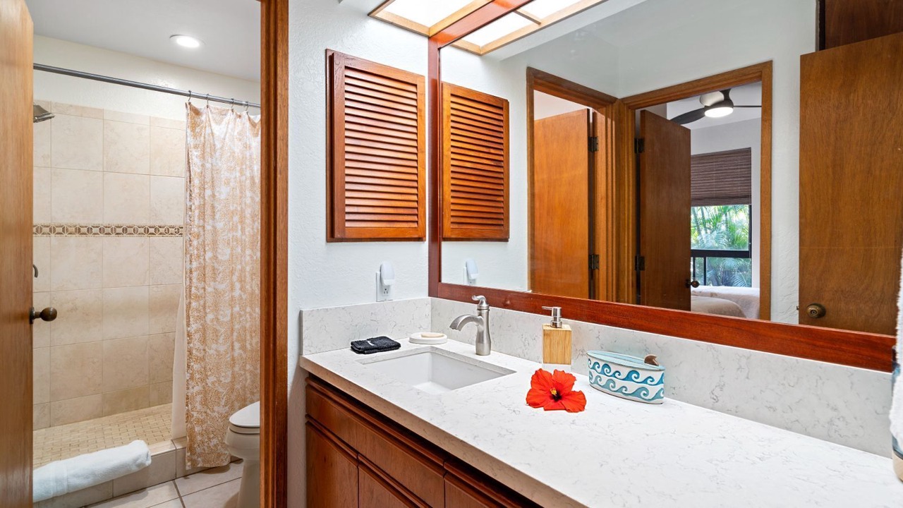 Photo of Bathroom in Waikoloa