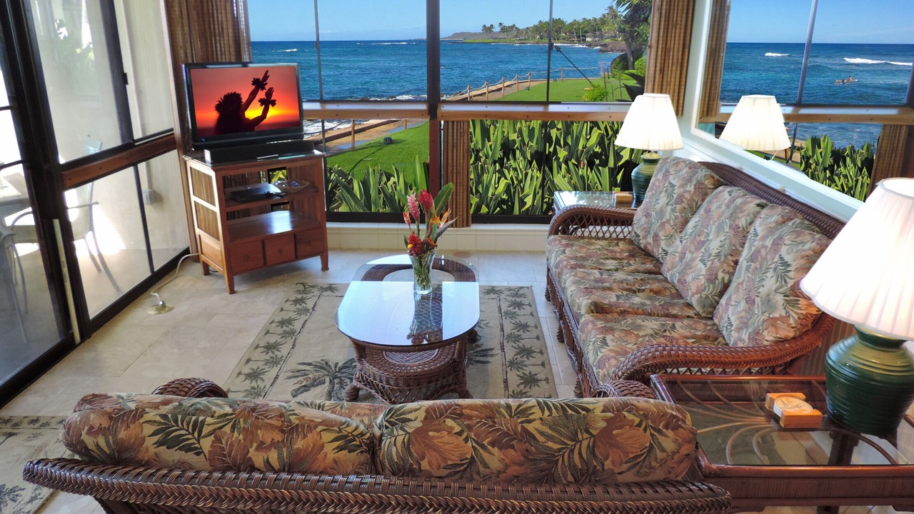 Photo of Livingroom in Poipu