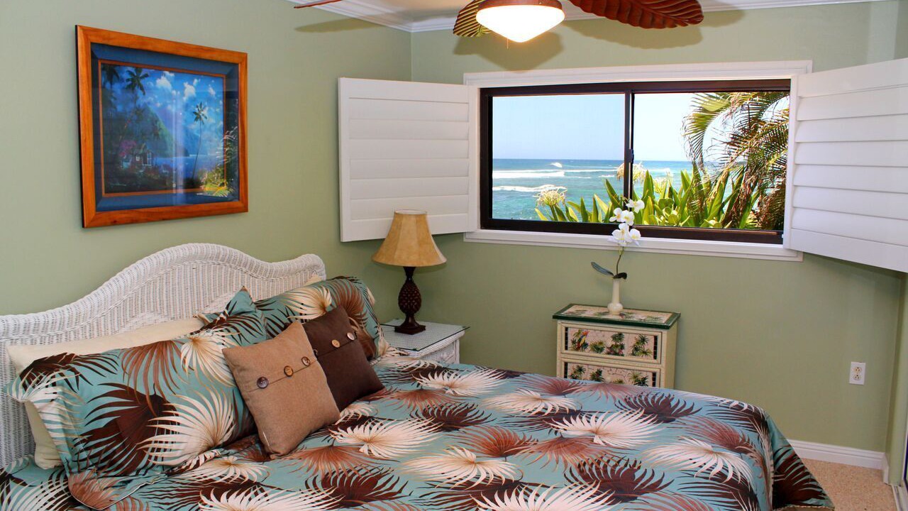 Photo of Bedroom in Poipu