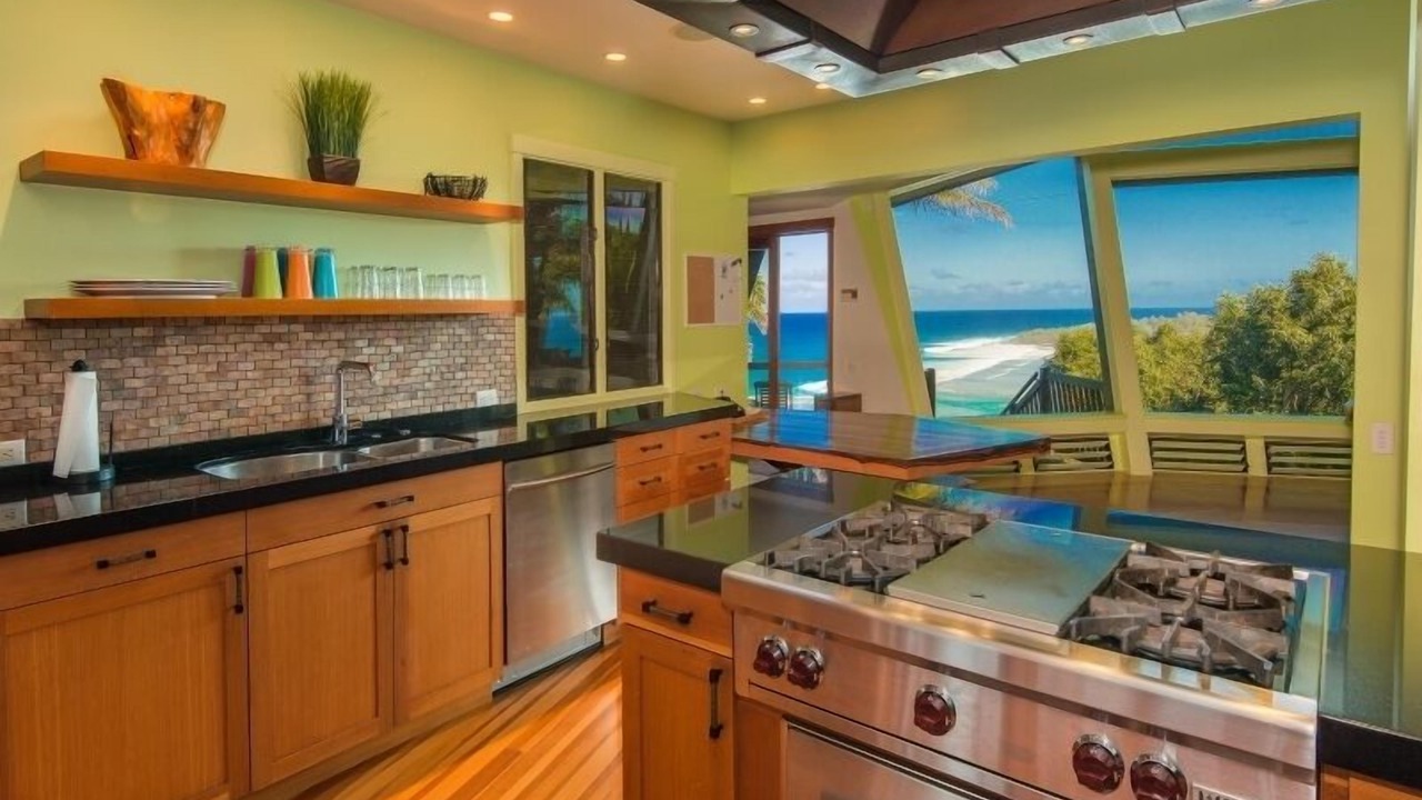 Photo of Kitchen in Kilauea