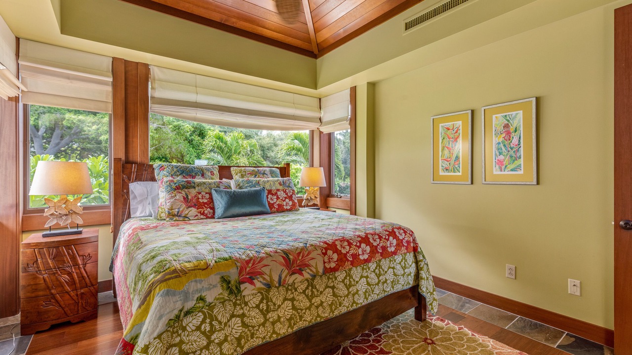 Photo of Bedroom in Kaupulehu