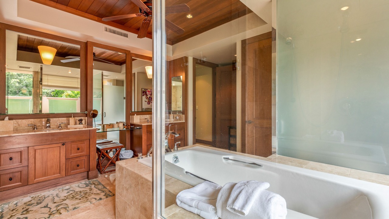 Photo of Bathroom in Kaupulehu