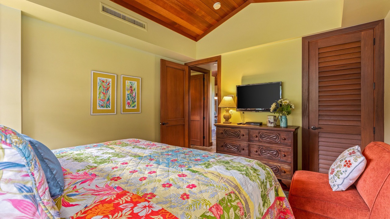 Photo of Bedroom in Kaupulehu