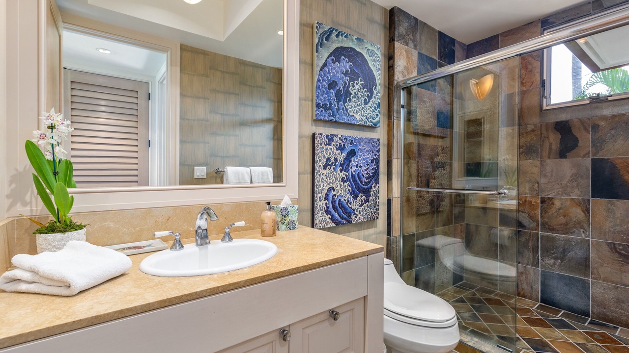 Photo of Bathroom in Kaupulehu