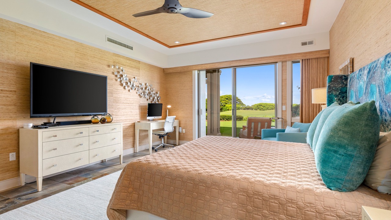 Photo of Bedroom in Kaupulehu