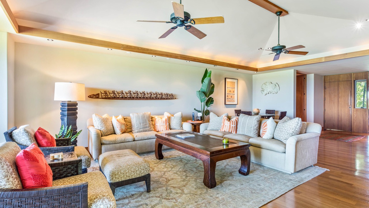 Photo of Livingroom in Kaupulehu