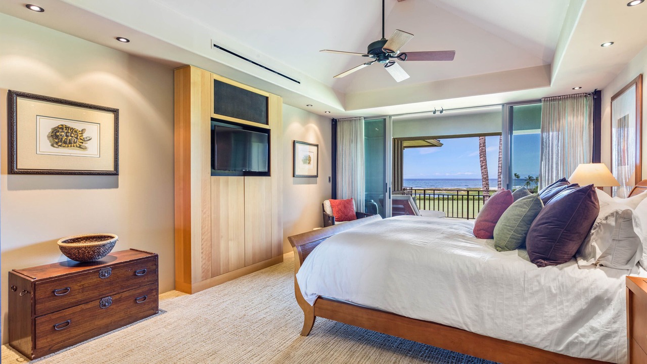 Photo of Bedroom in Kaupulehu