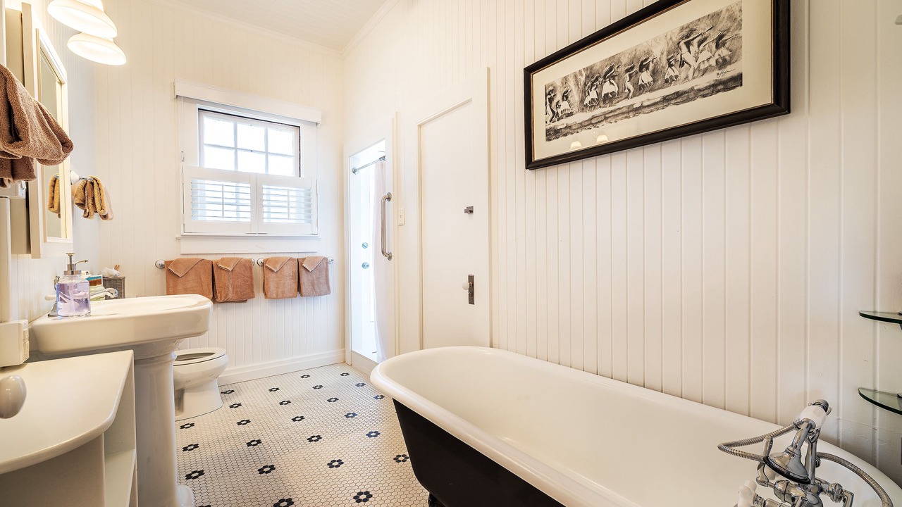 Photo of Bathroom in Lanikai