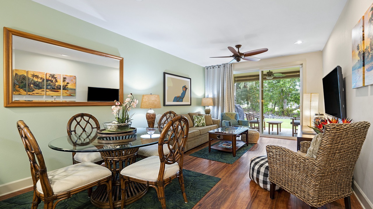Photo of Livingroom in Waikoloa