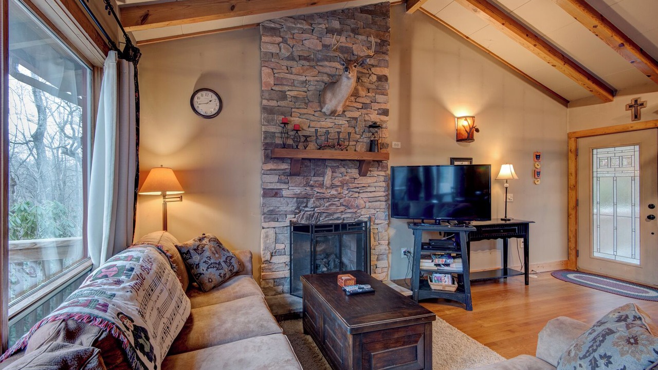 Photo of Livingroom in Boone