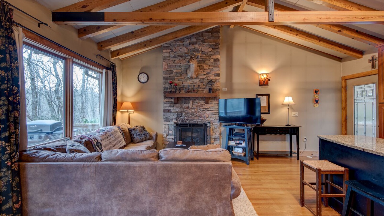Photo of Livingroom in Boone