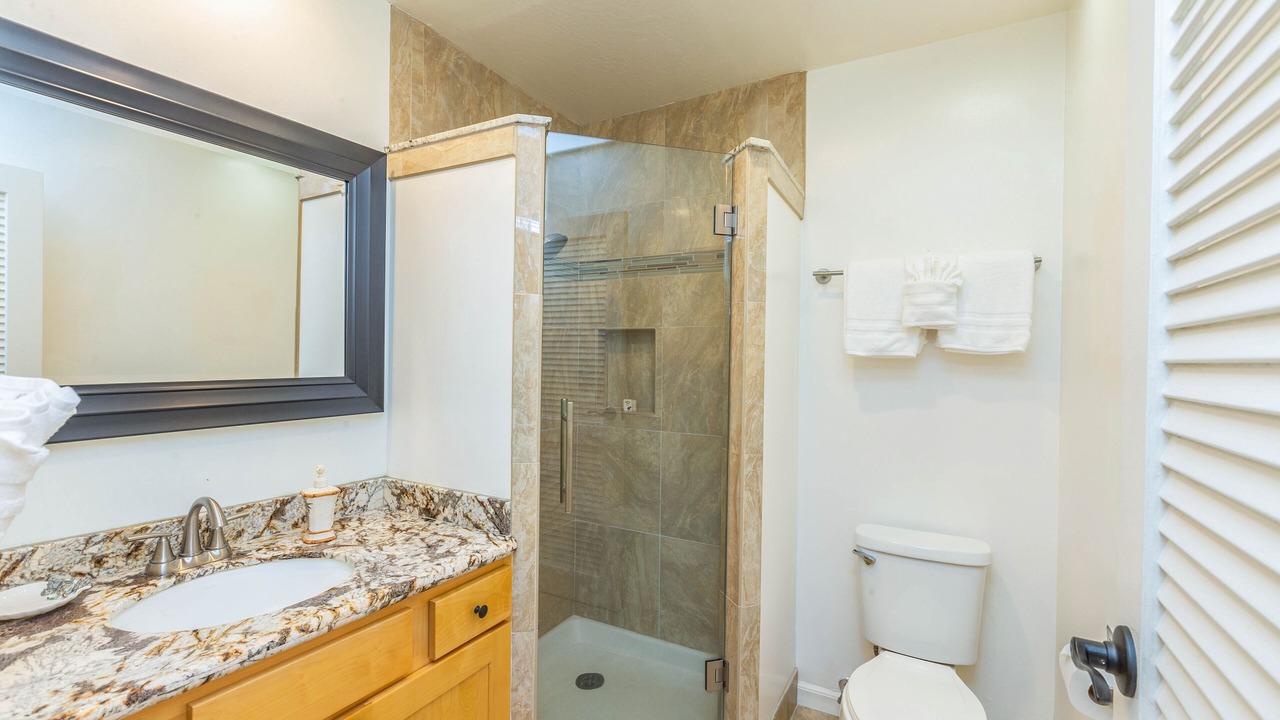 Photo of Bathroom in Lihue