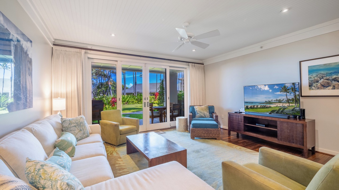 Photo of Livingroom in Kahuku