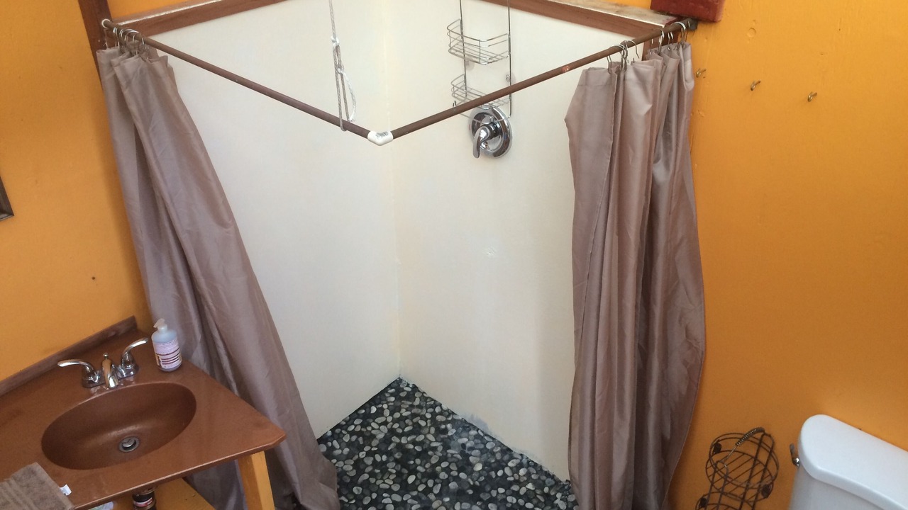 Photo of Bathroom in Kehena