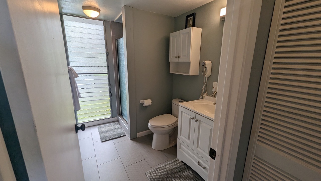 Photo of Bathroom in Keauhou