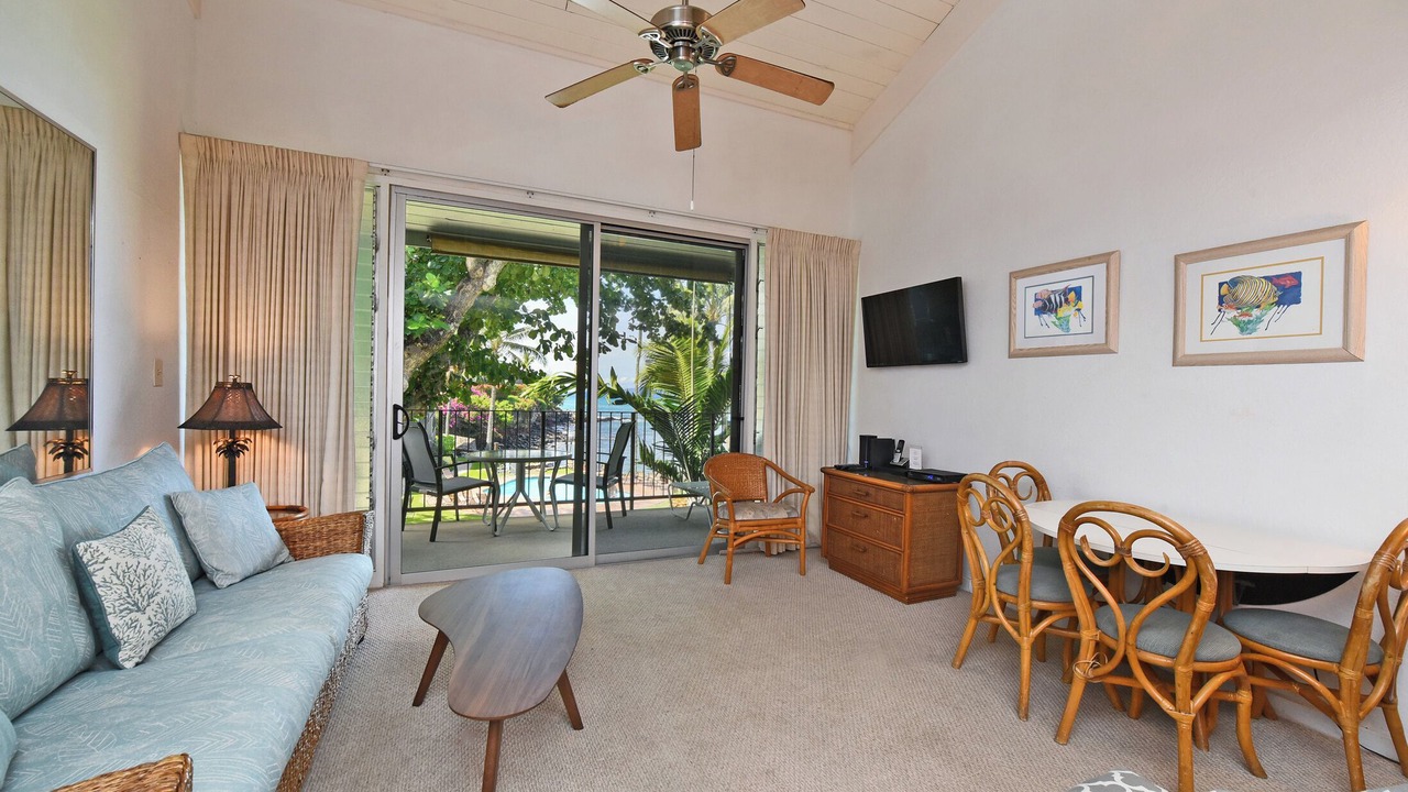 Photo of Livingroom in Napili
