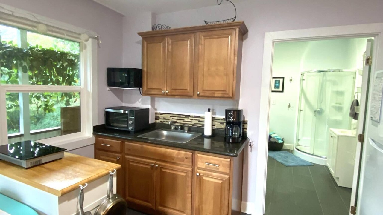 Photo of Kitchen in Makaha