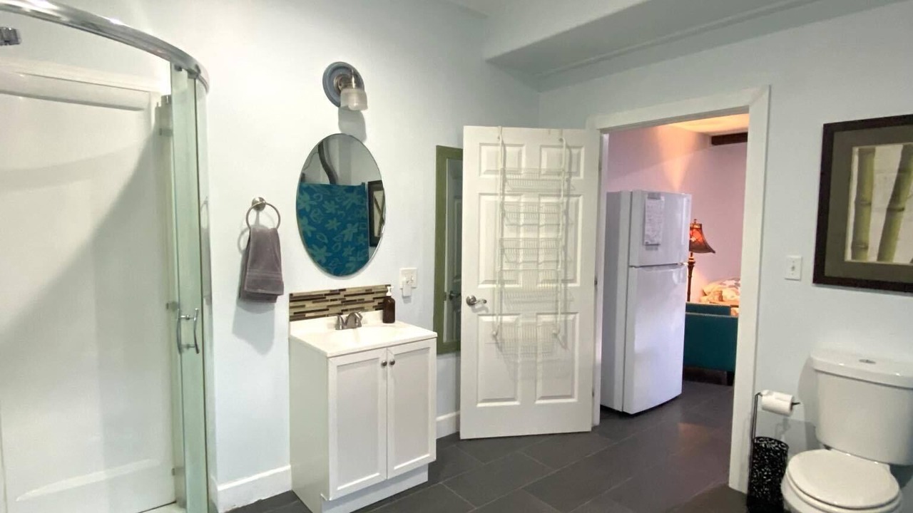Photo of Bathroom in Makaha