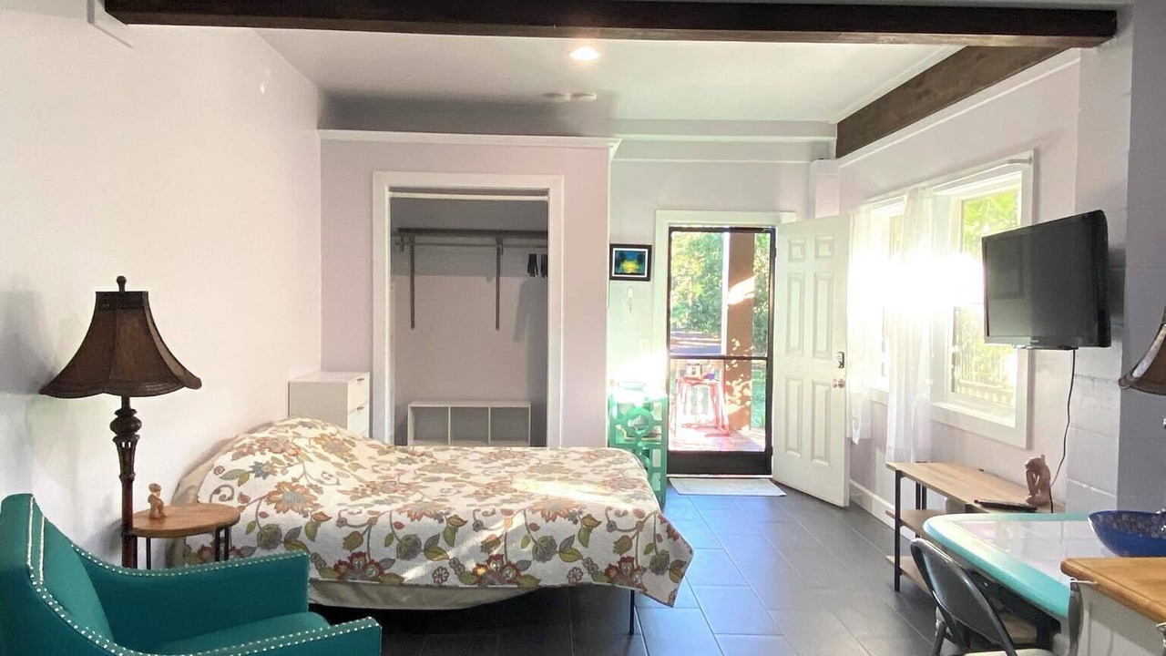 Photo of Bedroom in Makaha