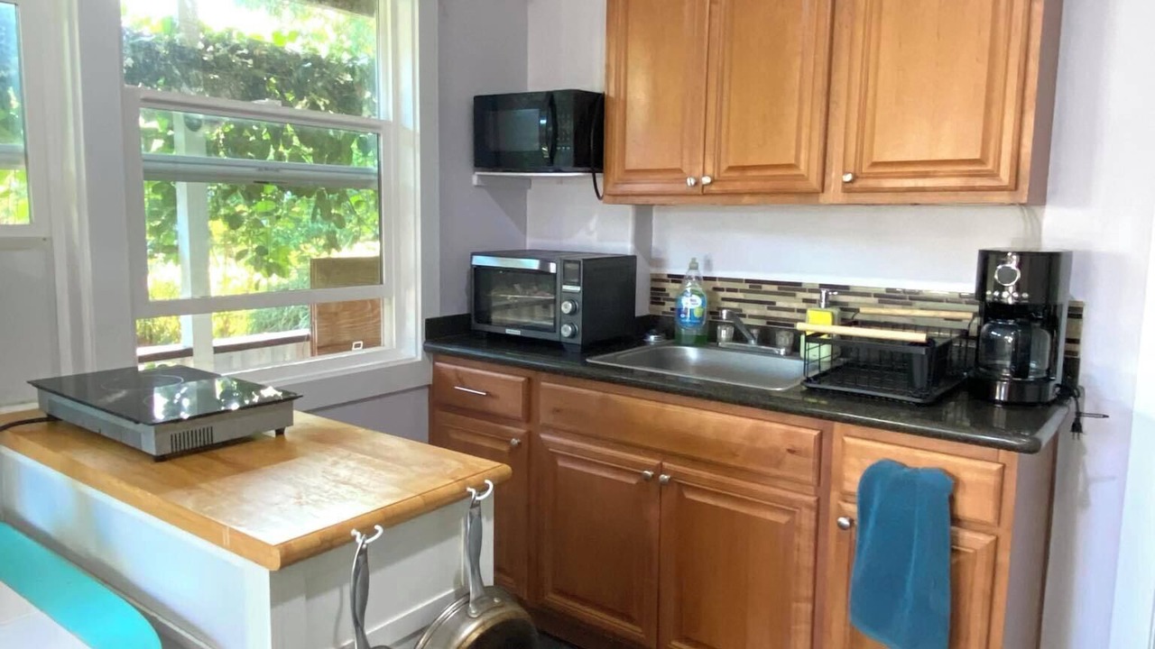 Photo of Kitchen in Makaha